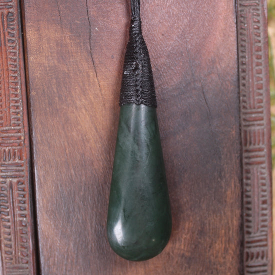 Kawakawa Pounamu Roimata Pendant - NZ Greenstone