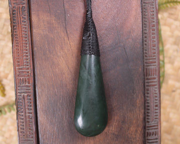 Kawakawa Pounamu Roimata Pendant - NZ Greenstone