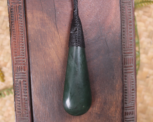 Kawakawa Pounamu Roimata Pendant - NZ Greenstone