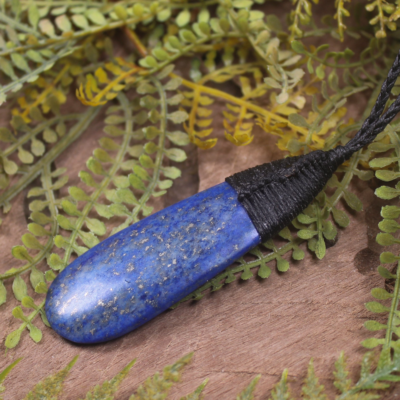 Lapis Lazuli Roimata pendant