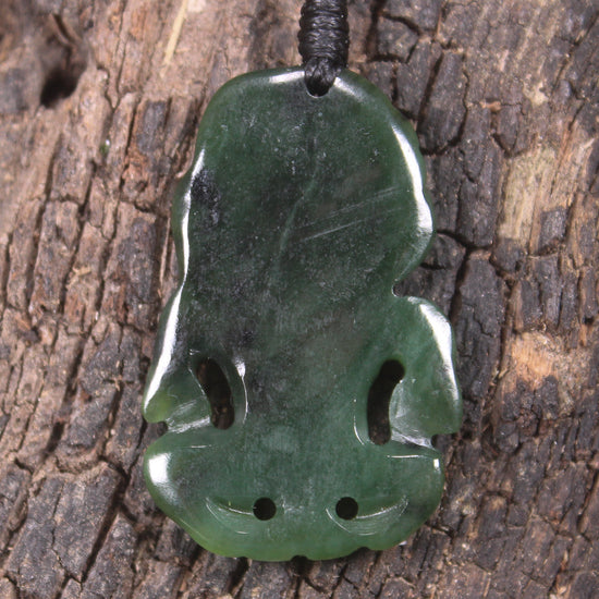 Kawakawa Pounamu Hei Tiki - NZ Greenstone