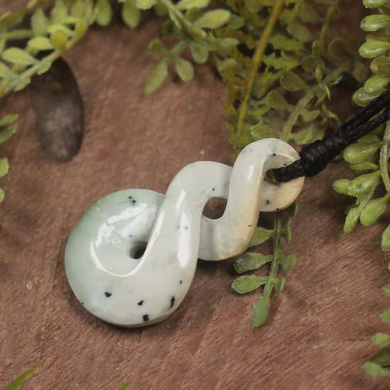 Twist or Pikorua carved from Hapopo Pounamu - NZ Greenstone