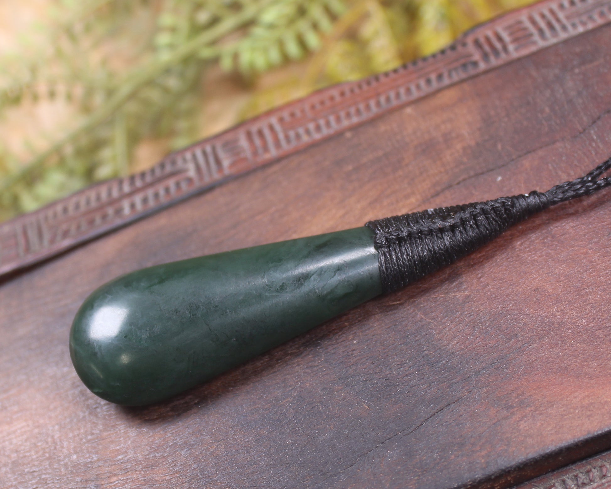 Kawakawa Pounamu Roimata Pendant - NZ Greenstone