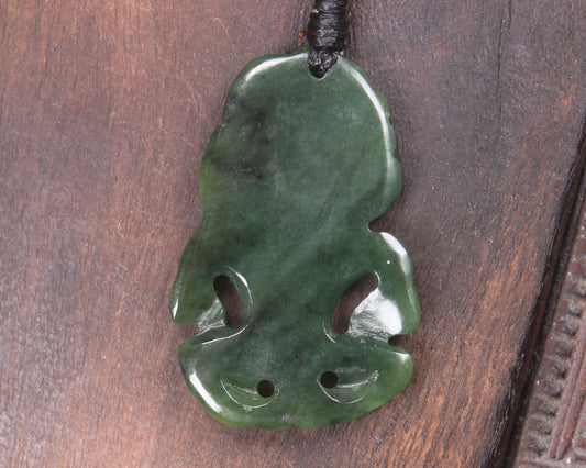 Kawakawa Pounamu Hei Tiki - NZ Greenstone