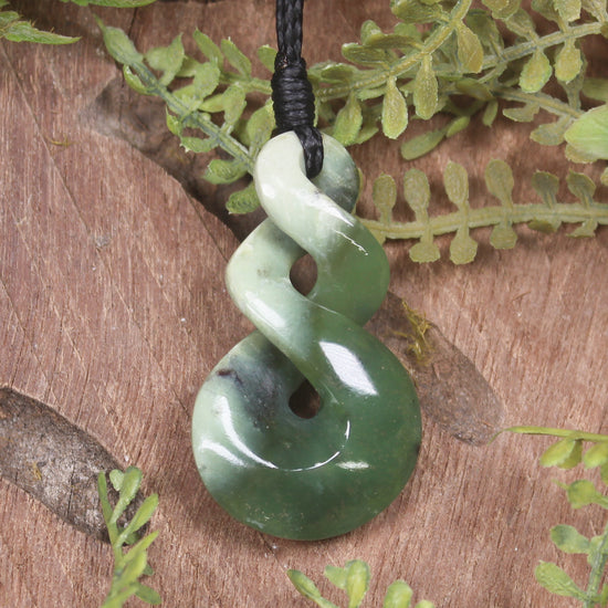 Twist or Pikorua carved from Hapopo Pounamu - NZ Greenstone