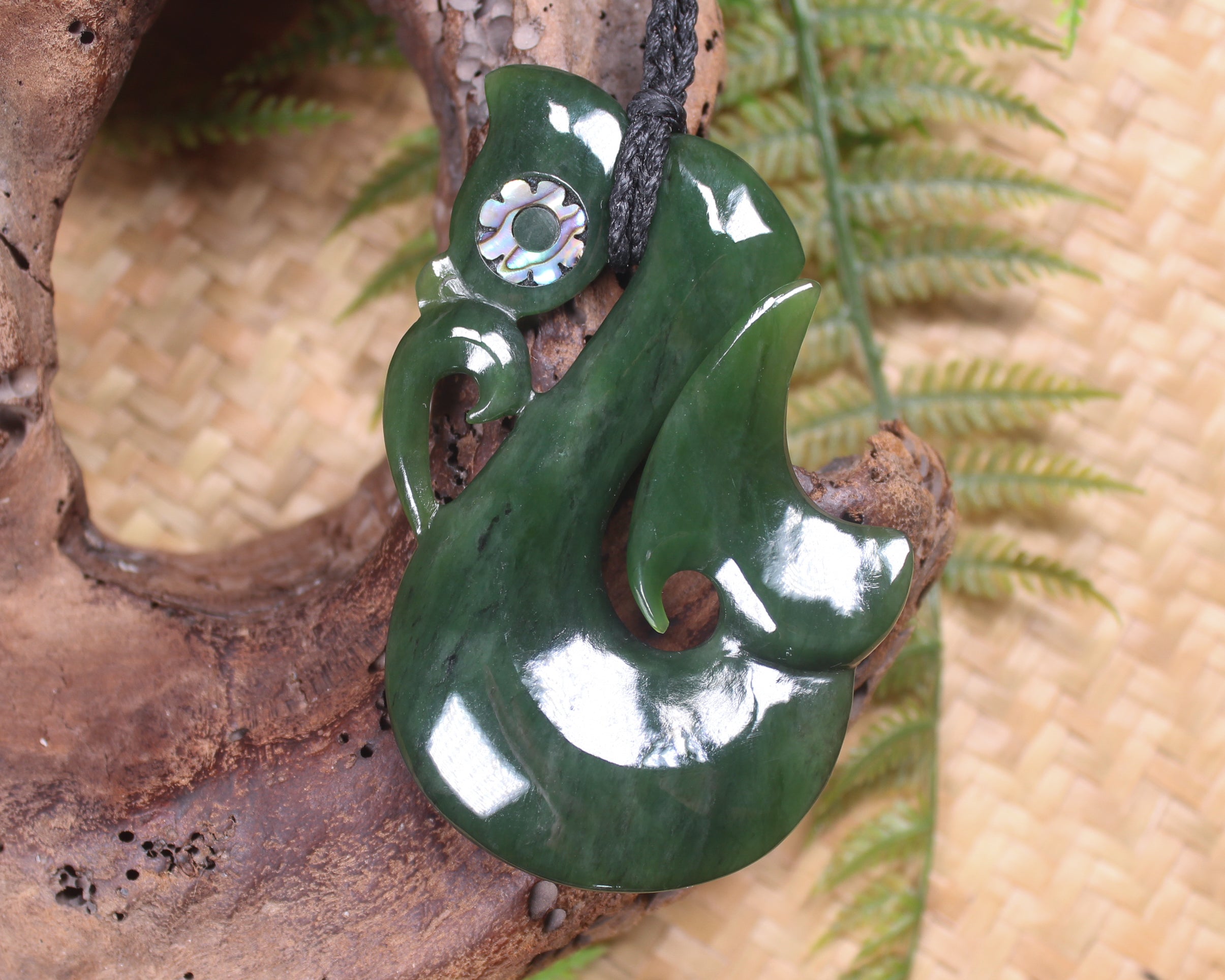 Manaia carved from Kawakawa Pounamu - NZ Greenstone