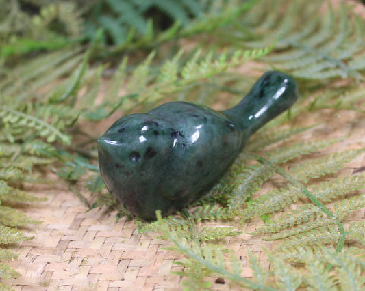 Pīwakawaka or Fantail Bird Sculpture carved from Kawakawa Pounamu - NZ Greenstone