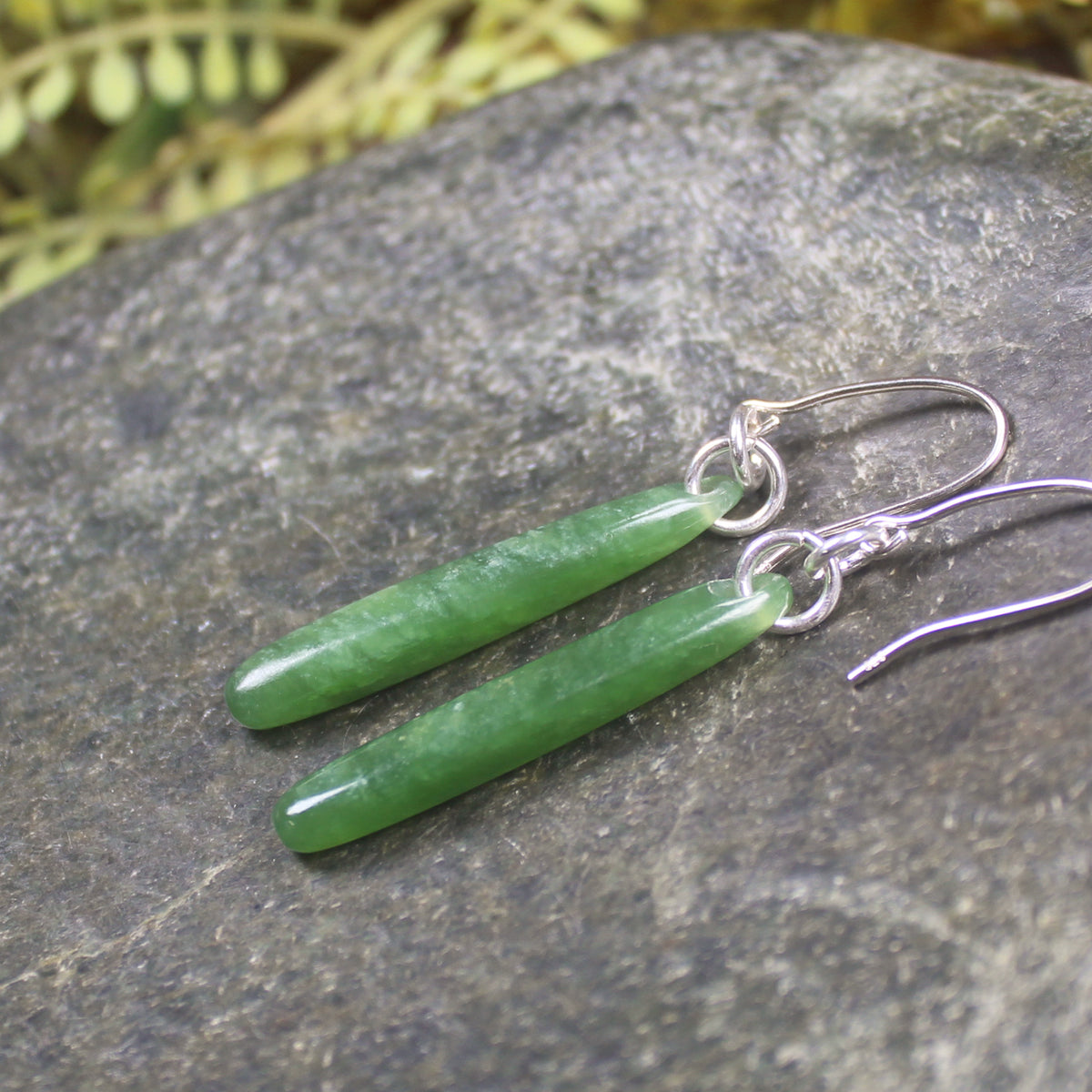 Roimata or Teardrop earrings carved from Kawakawa Pounamu - NZ Greenstone