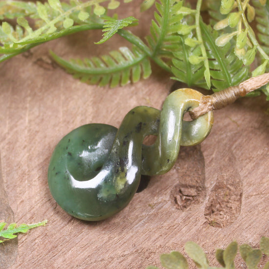 Twist or Pikorua carved from Flower Jade Pounamu - NZ Greenstone