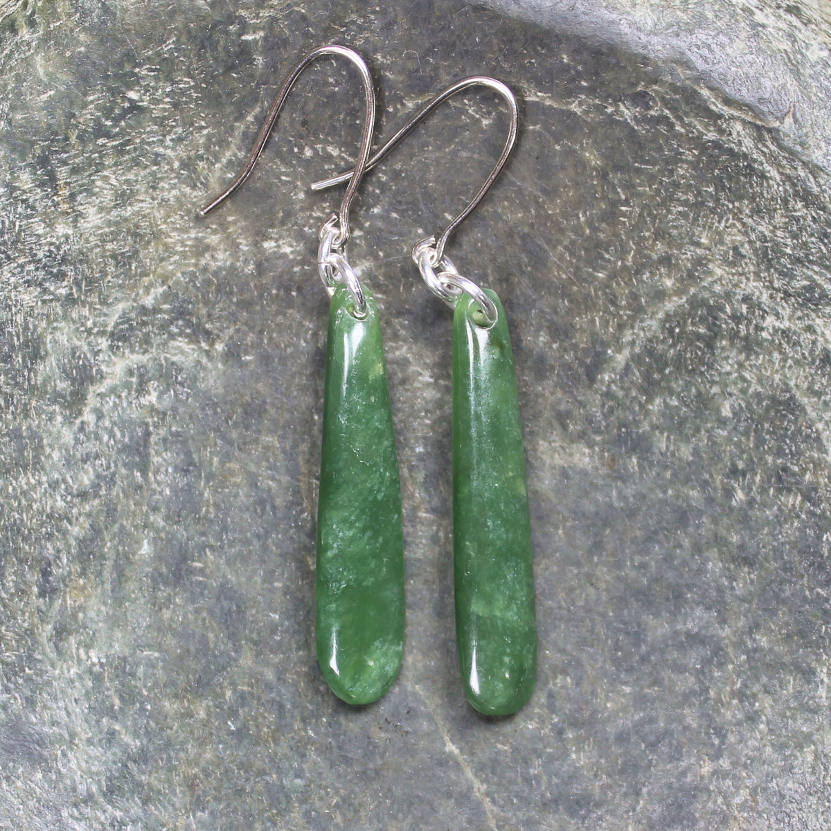 Roimata or Teardrop earrings carved from Kawakawa Pounamu - NZ Greenstone