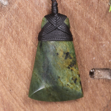 Flower Jade Pounamu Toki
