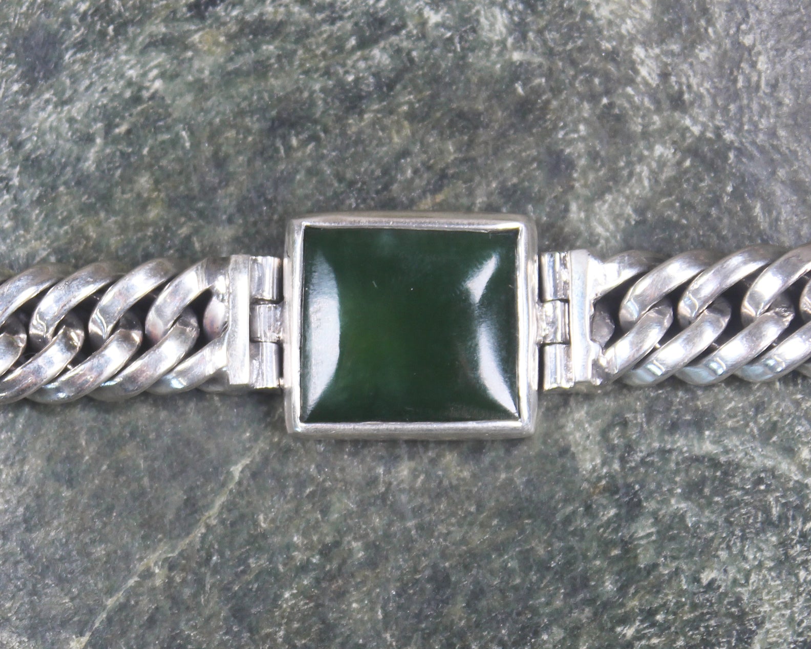 Kawakawa Pounamu Sterling Silver chain bracelet - NZ Greenstone