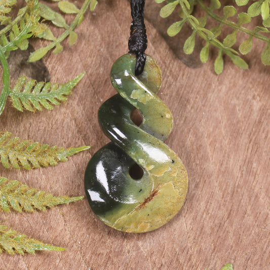 Twist or Pikorua carved from Flower Jade Pounamu - NZ Greenstone