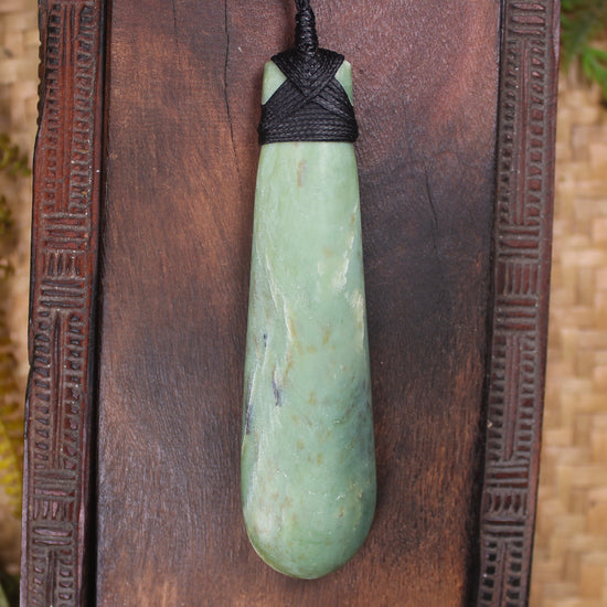 Roimata Teardrop carved from Kokopu Pounamu - NZ Greenstone