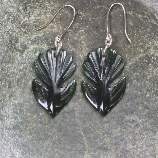 Fantail earrings pounamu - NZ Greenstone