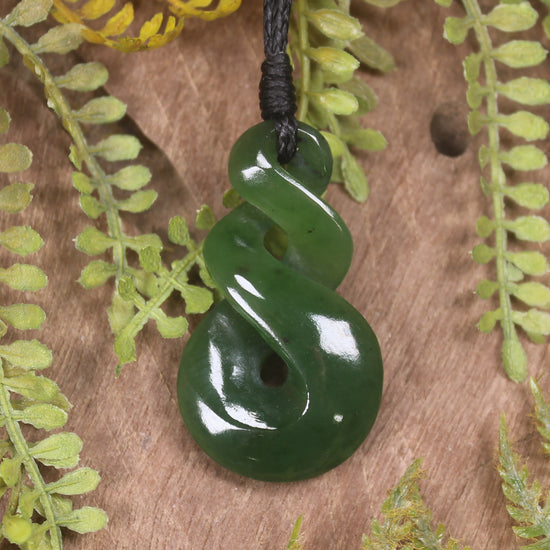 Twist carved from Kawakawa Pounamu - NZ Greenstone