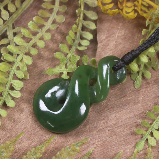 Twist carved from Kawakawa Pounamu - NZ Greenstone