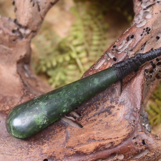 Kawakawa Pounamu Roimata Pendant - NZ Greenstone