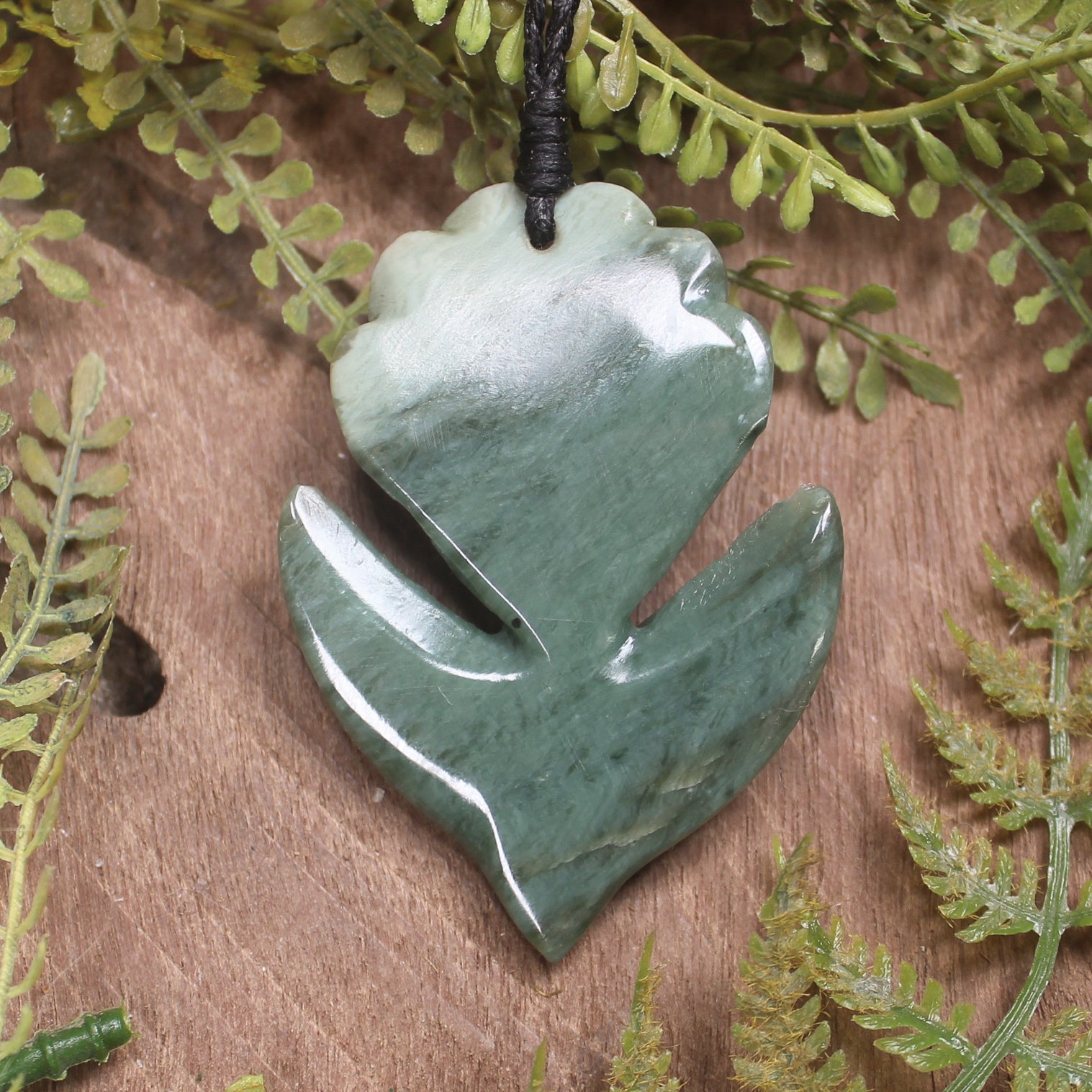 Pīwakawaka or Fantail Bird Pendant carved from Inanga Pounamu - NZ Greenstone