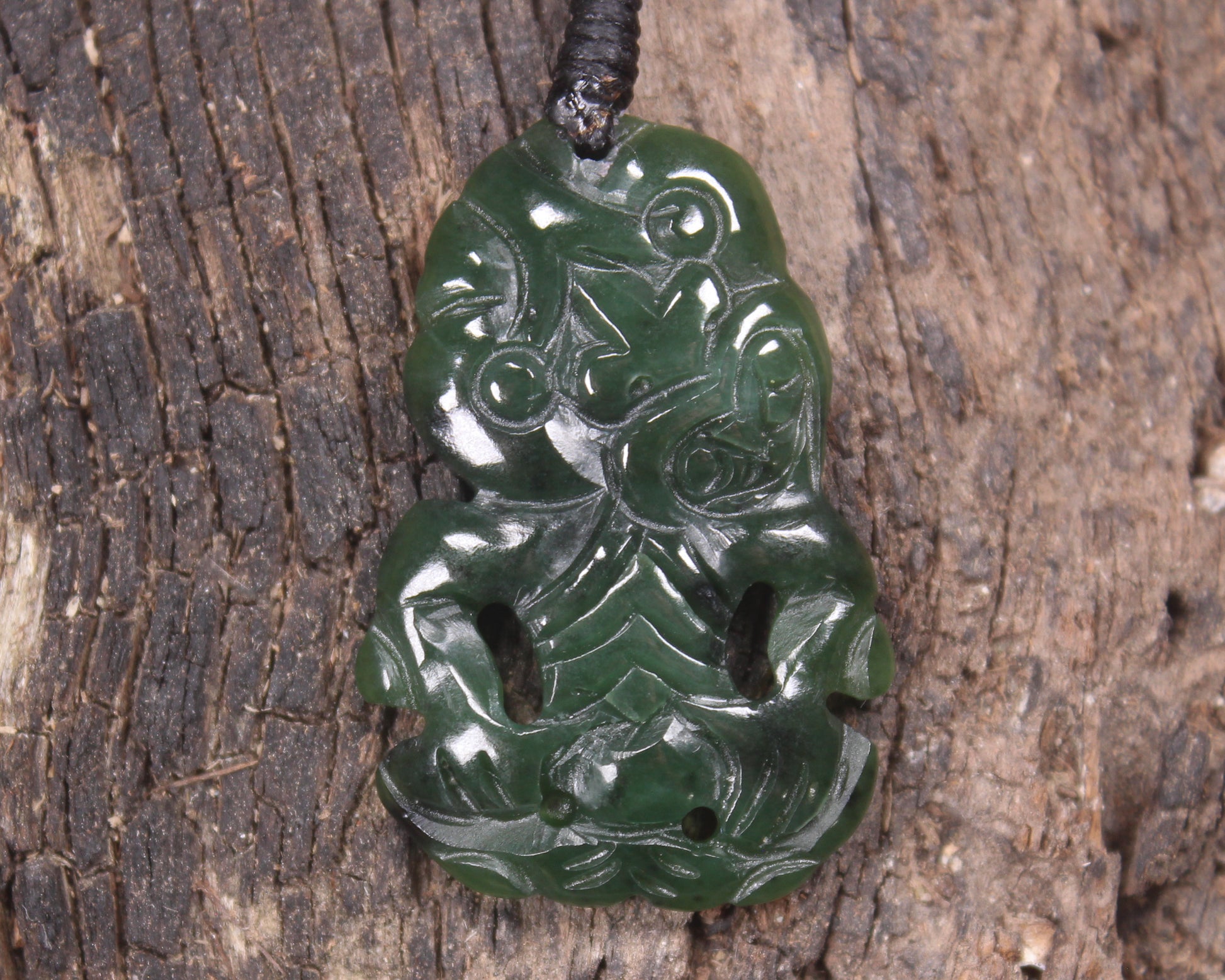 Kawakawa Pounamu Hei Tiki - NZ Greenstone