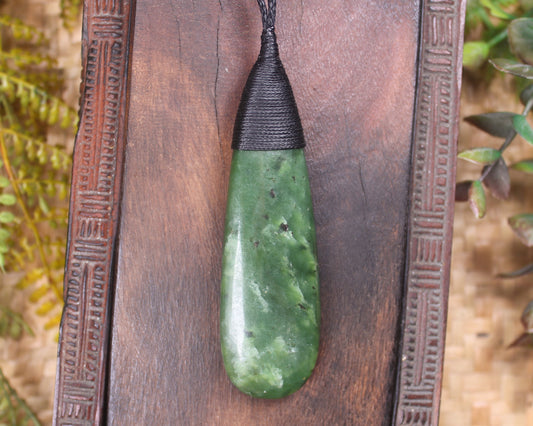 Roimata Teardrop carved from Hapopo Pounamu - NZ Greenstone