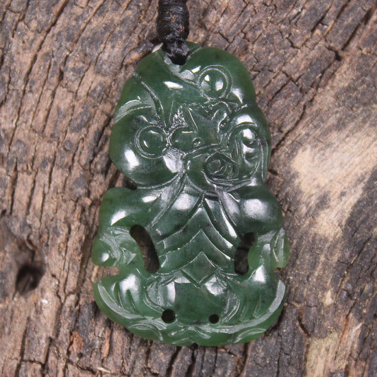 Kawakawa Pounamu Hei Tiki - NZ Greenstone