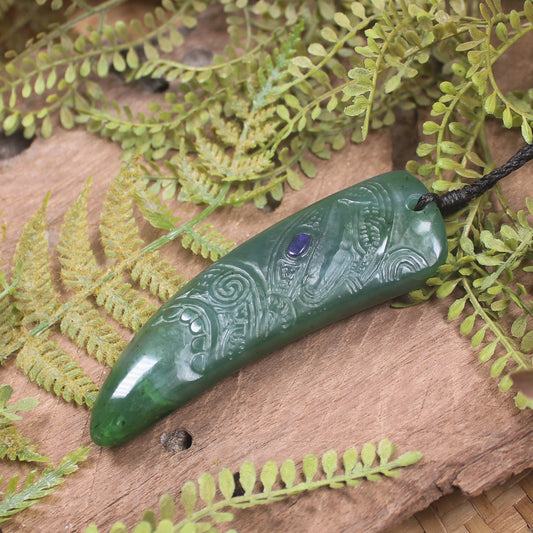 Tooth pendant carved from Hapopo Pounamu - NZ Greenstone