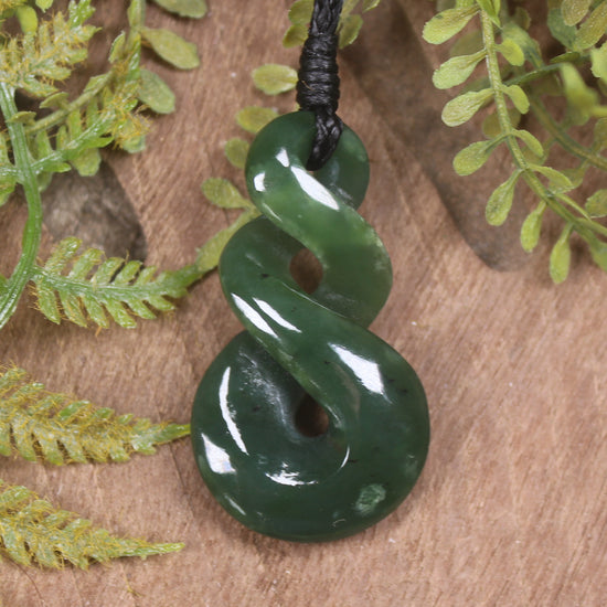 Twist carved from Kawakawa Pounamu - NZ Greenstone