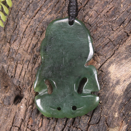 Kawakawa Pounamu Hei Tiki - NZ Greenstone