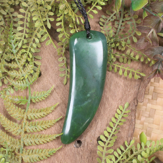 Tooth pendant carved from Hapopo Pounamu - NZ Greenstone