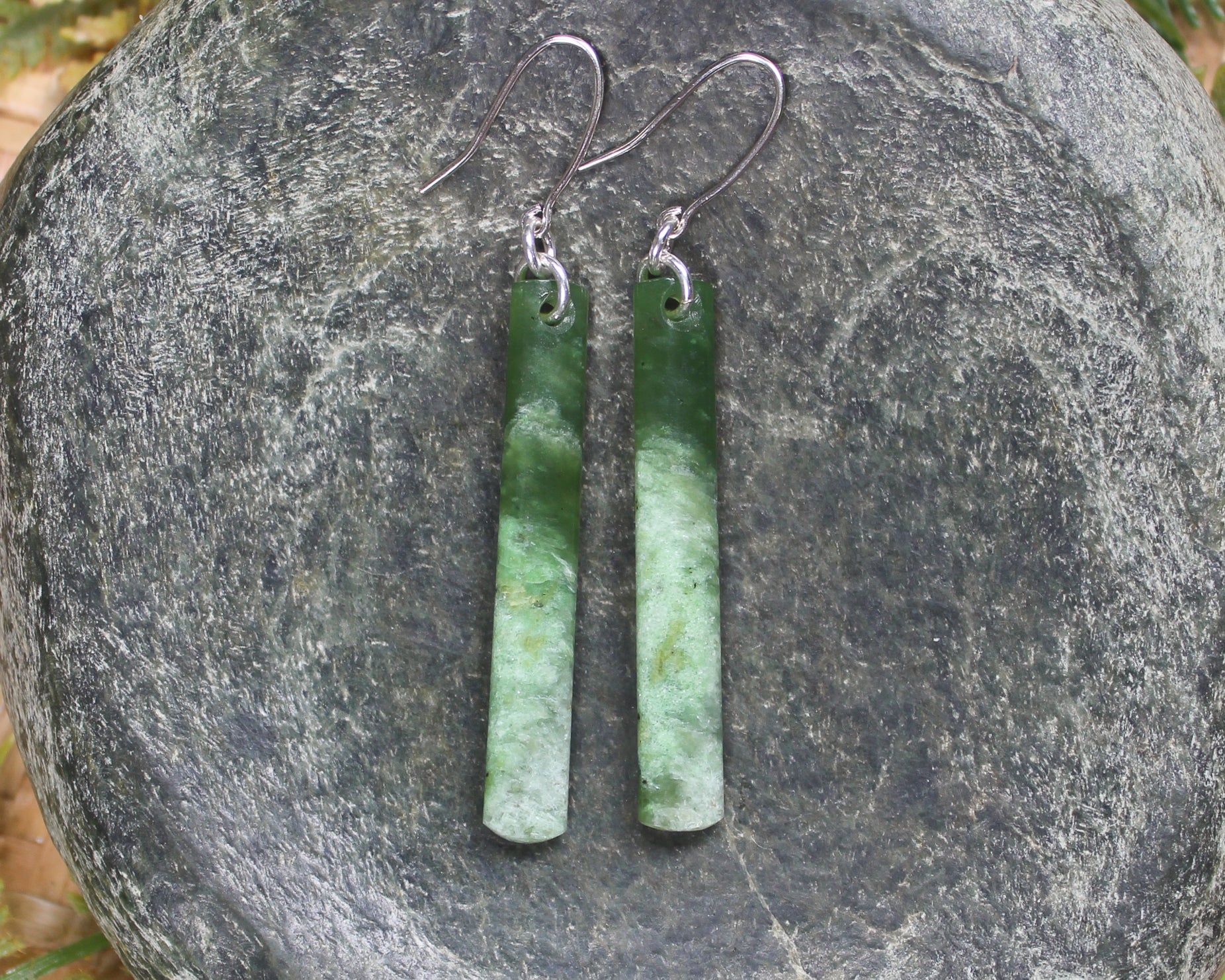 Roimata or Teardrop earrings carved from Kawakawa Pounamu - NZ Greenstone