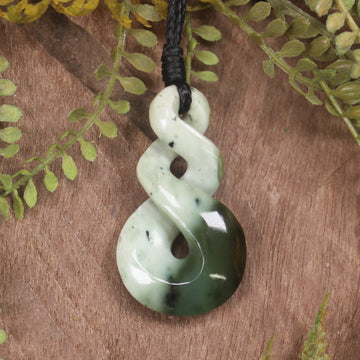 Twist or Pikorua carved from Hapopo Pounamu - NZ Greenstone