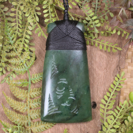Kawakawa Pounamu Toki
