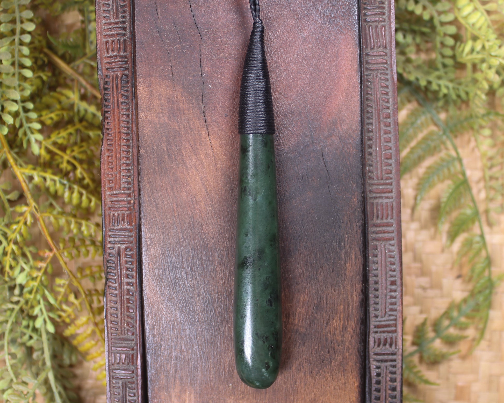 Kawakawa Pounamu Roimata Pendant - NZ Greenstone