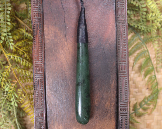 Kawakawa Pounamu Roimata Pendant - NZ Greenstone