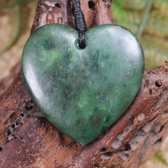 Heart carved from Kawakawa Pounamu - NZ Greenstone