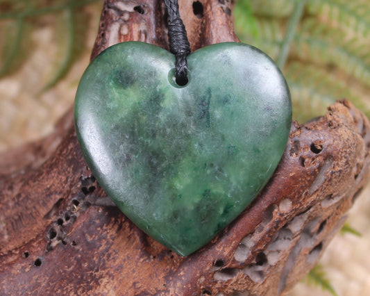 Heart carved from Kawakawa Pounamu - NZ Greenstone