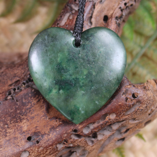 Heart carved from Kawakawa Pounamu - NZ Greenstone