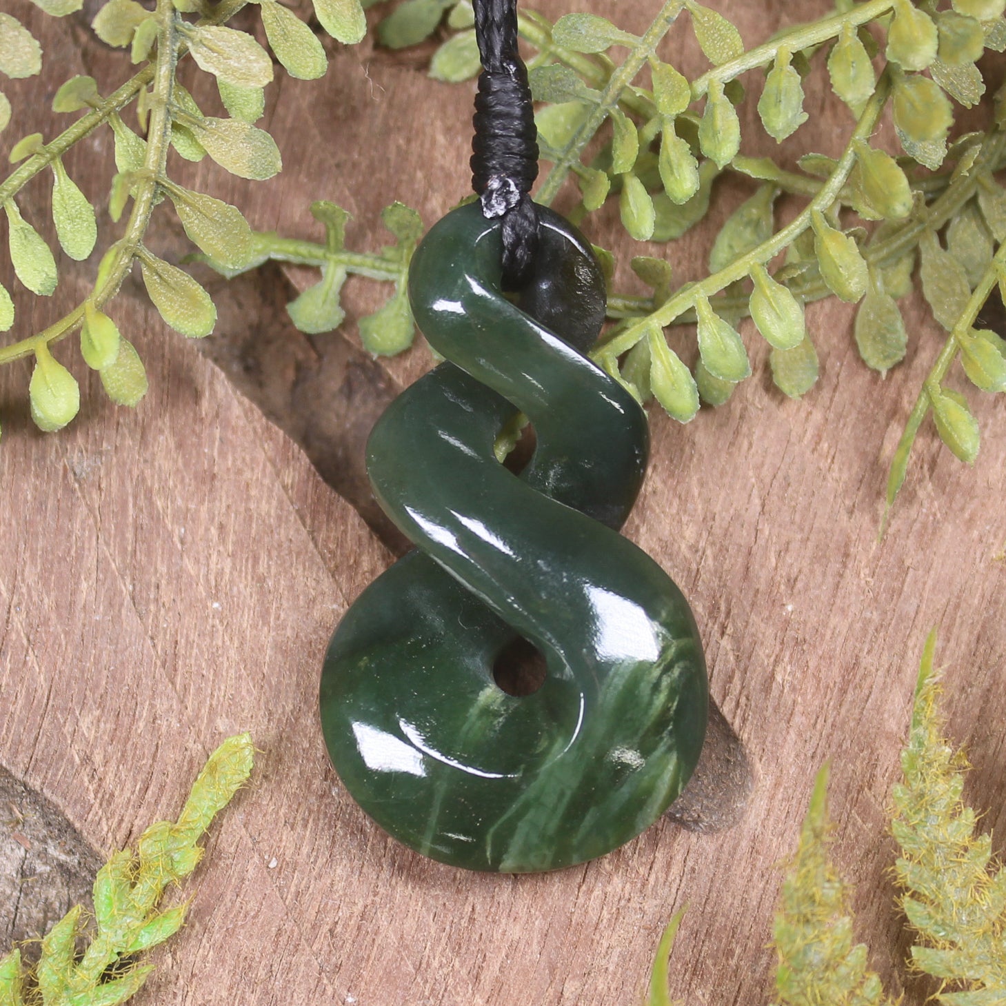 Twist carved from Kawakawa Pounamu - NZ Greenstone