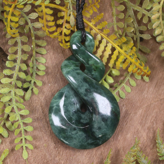 Twist carved from Kawakawa Pounamu - NZ Greenstone