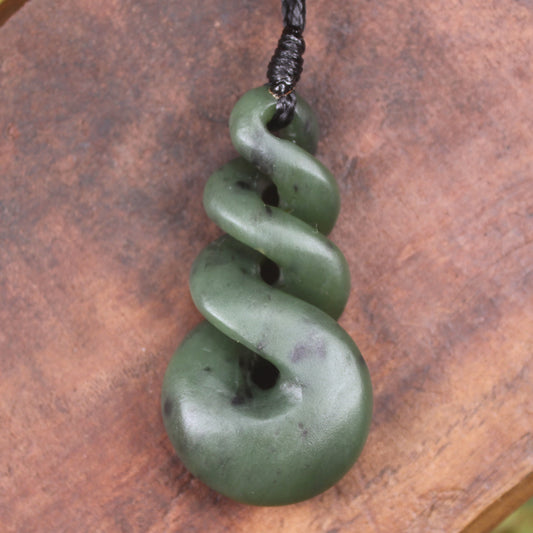 Twist or Pikorua carved from Hapopo Pounamu - NZ Greenstone