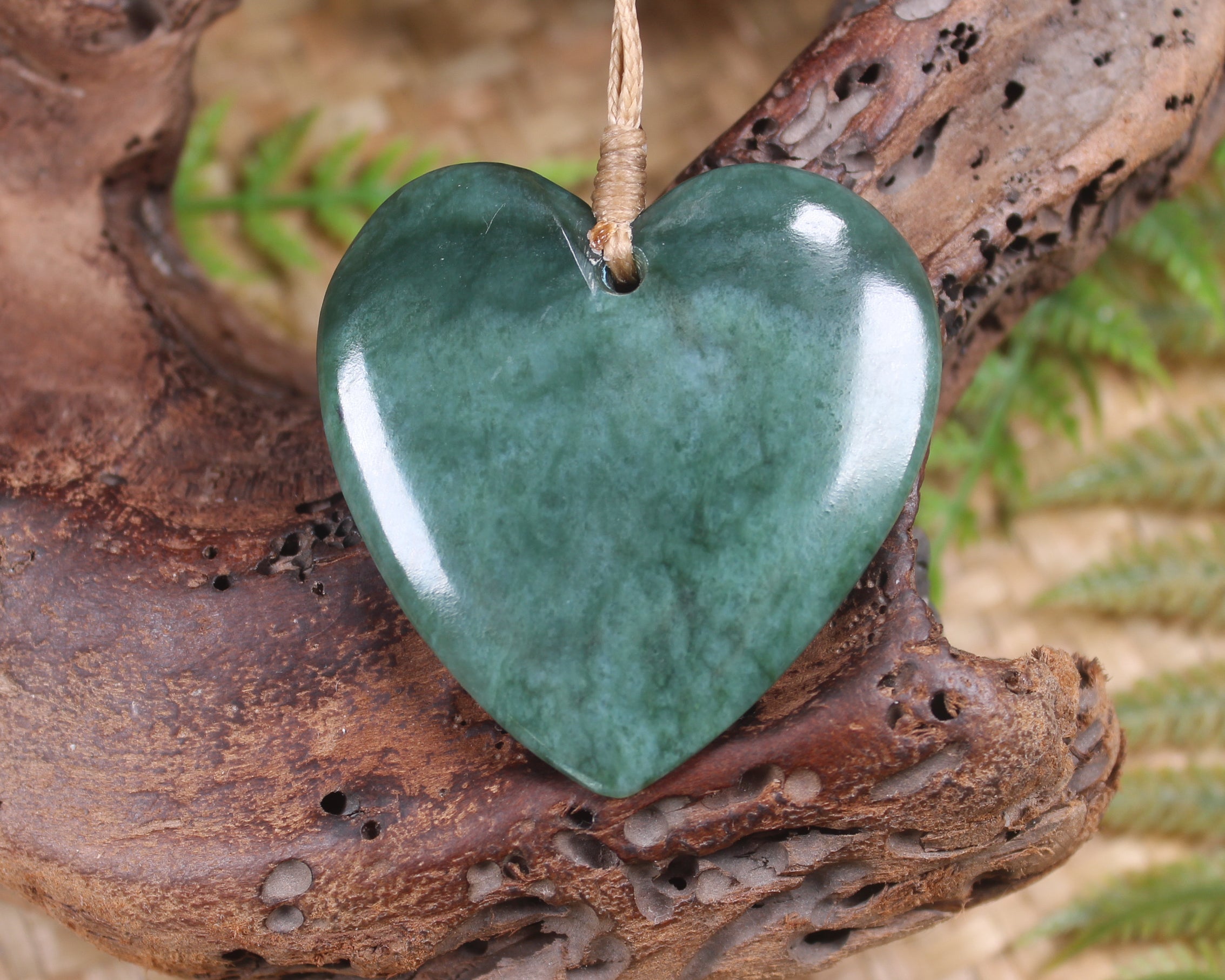 Heart carved from Inanga Pounamu - NZ Greenstone