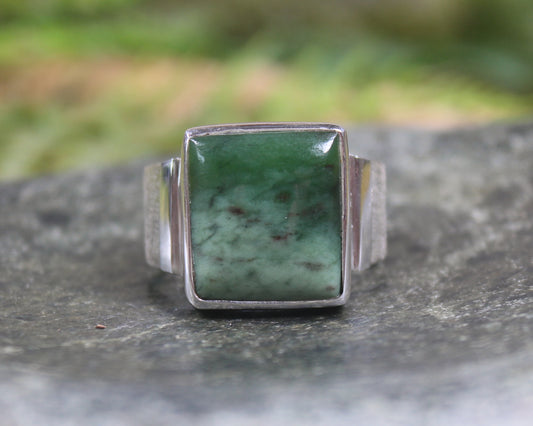 Sterling Silver Rimu Pounamu Ring - NZ Greenstone