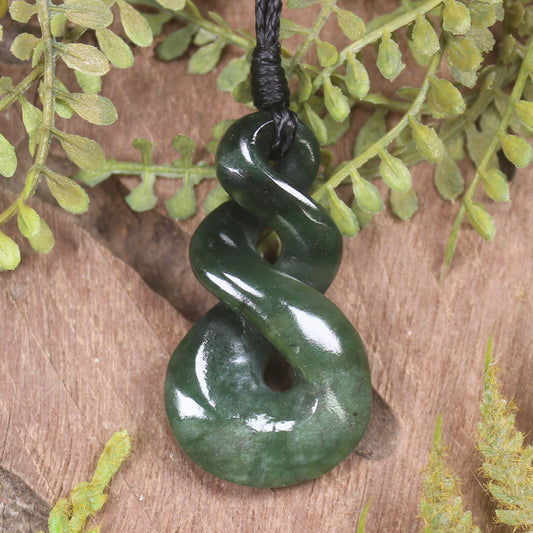 Twist carved from Kawakawa Pounamu - NZ Greenstone