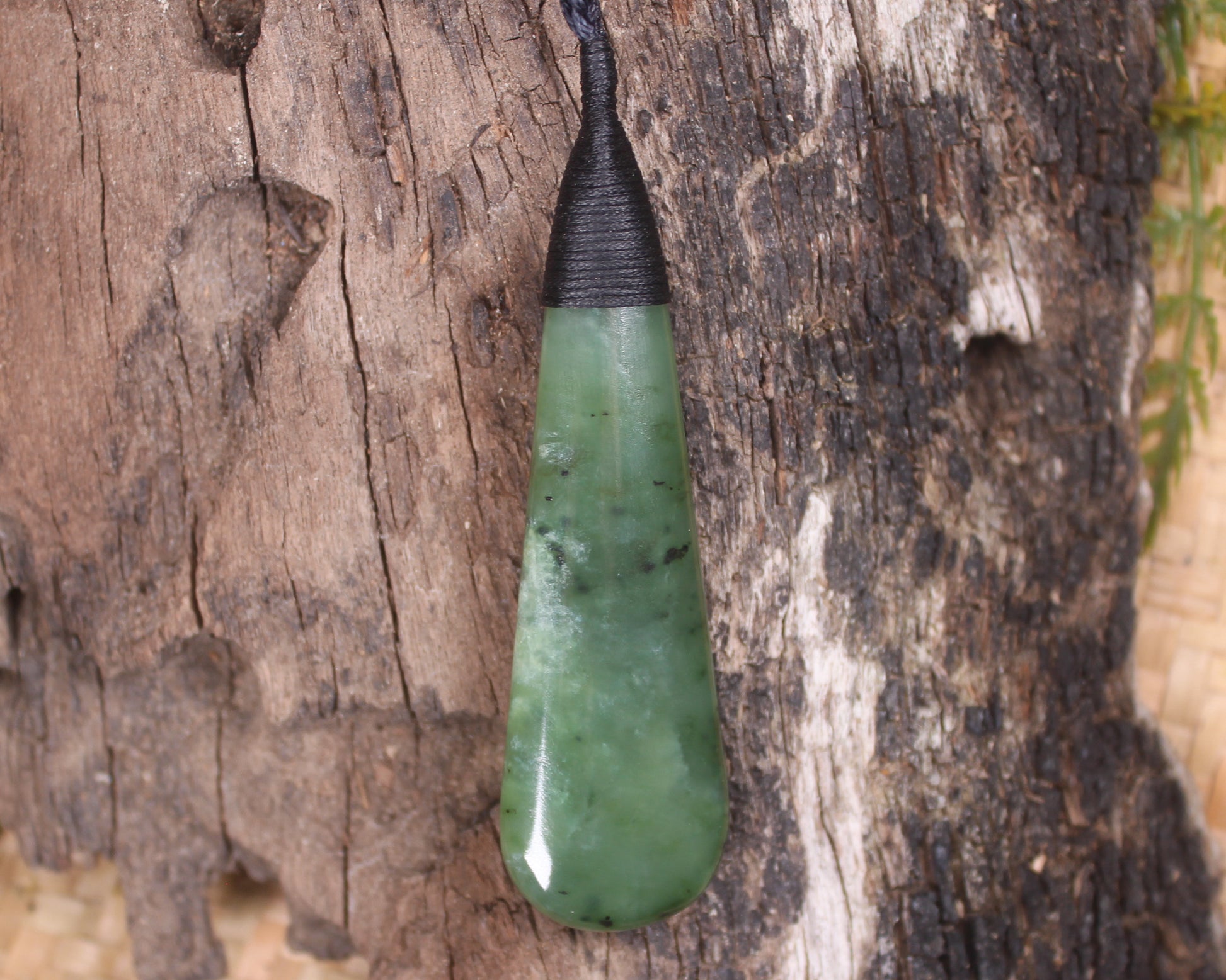 Roimata Teardrop carved from Hapopo Pounamu - NZ Greenstone