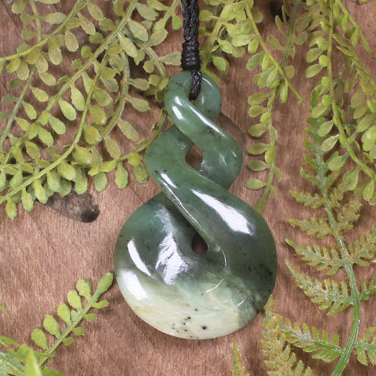 Twist or Pikorua carved from Hapopo Pounamu - NZ Greenstone