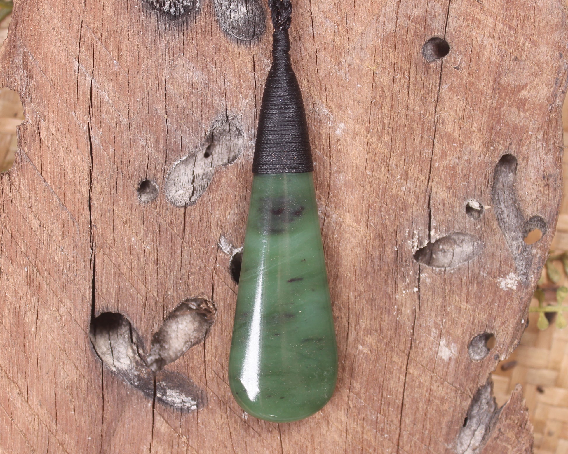 Roimata Teardrop carved from Hapopo Pounamu - NZ Greenstone
