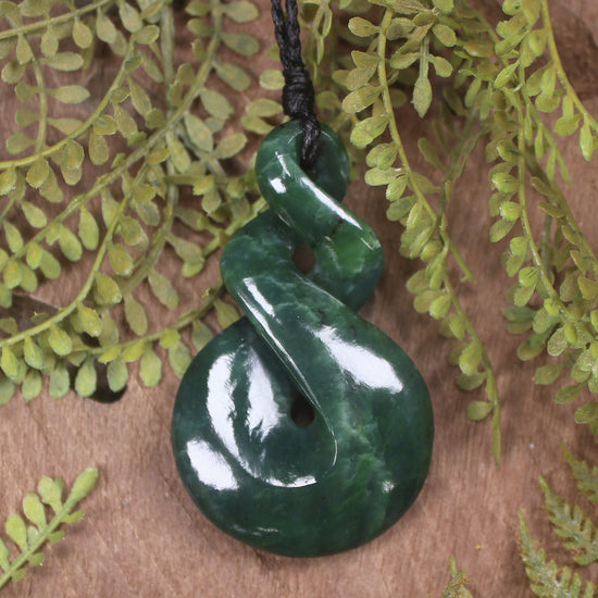 Twist carved from Kawakawa Pounamu - NZ Greenstone