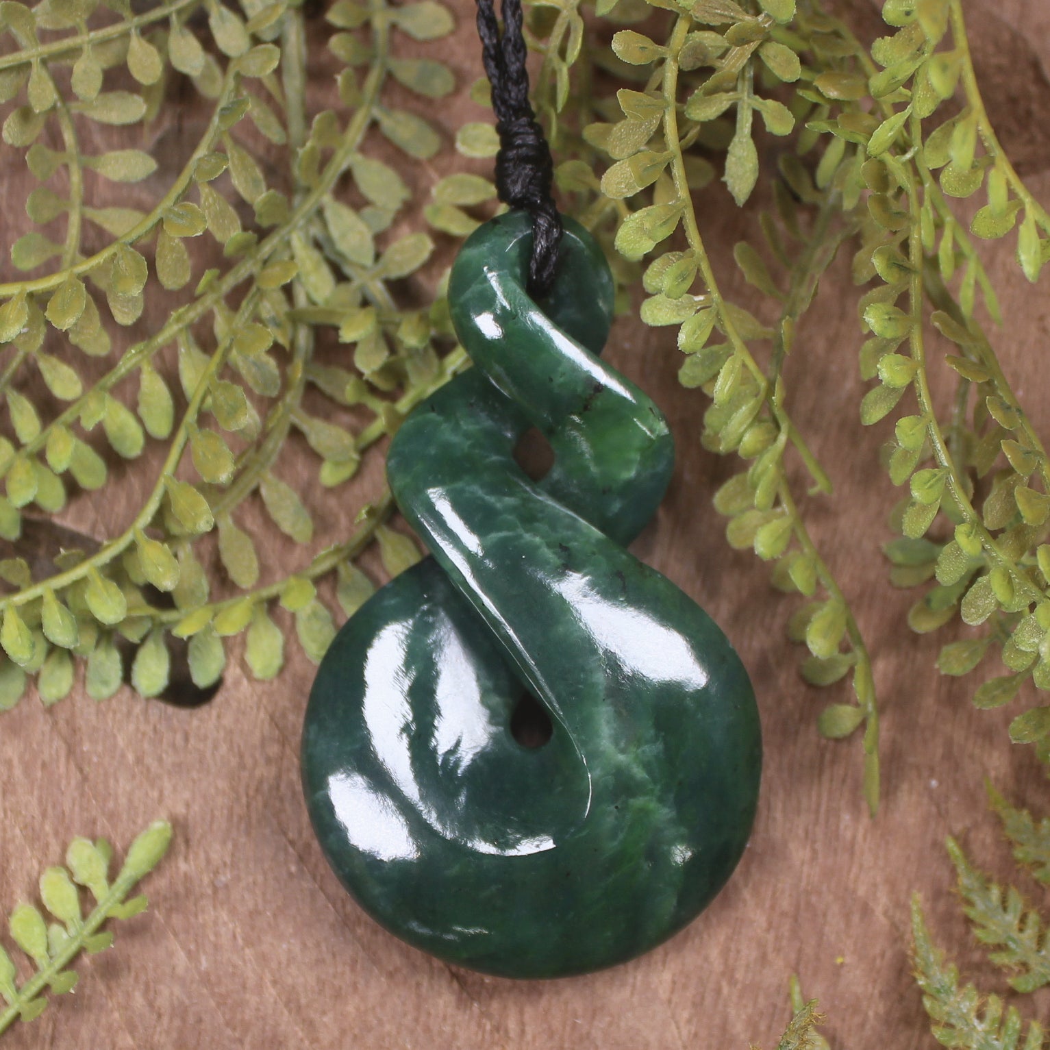 Twist carved from Kawakawa Pounamu - NZ Greenstone