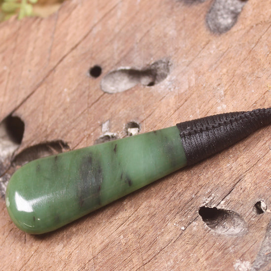 Roimata Teardrop carved from Hapopo Pounamu - NZ Greenstone